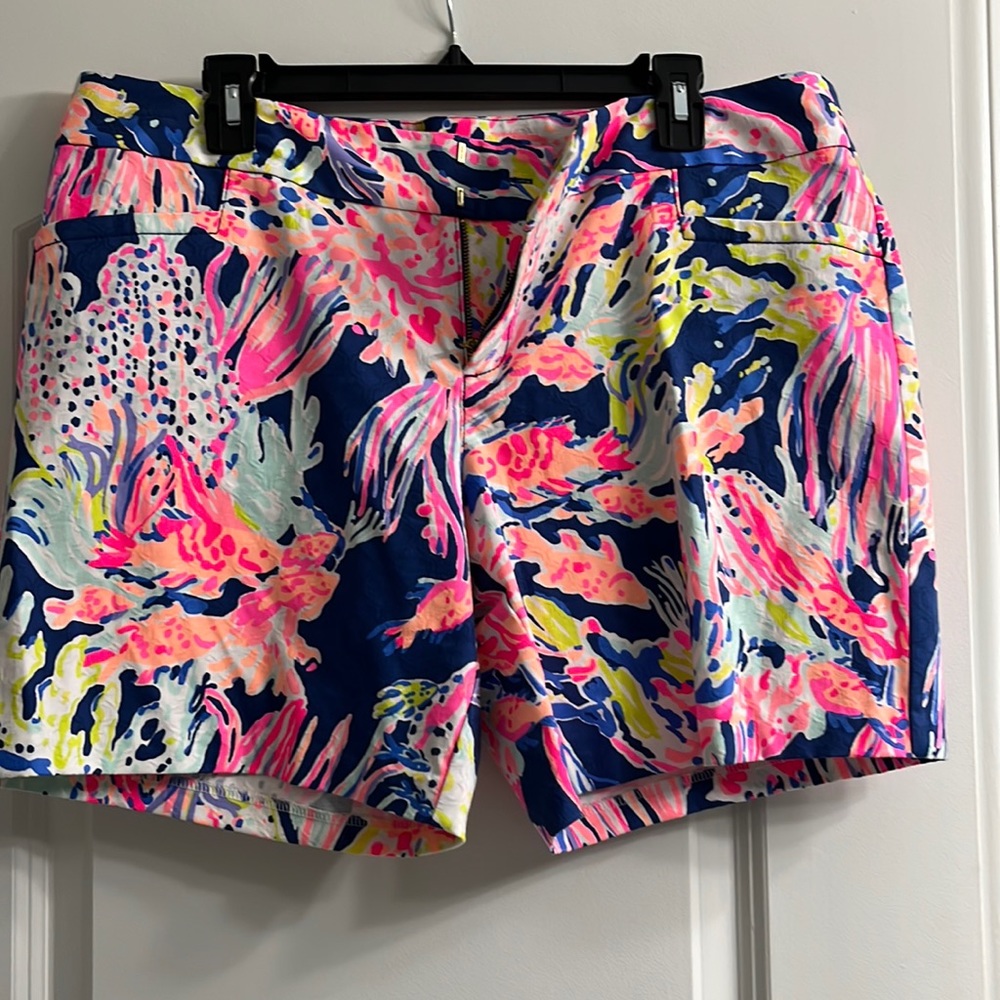 Lilly Pulitzer shorts sz 14